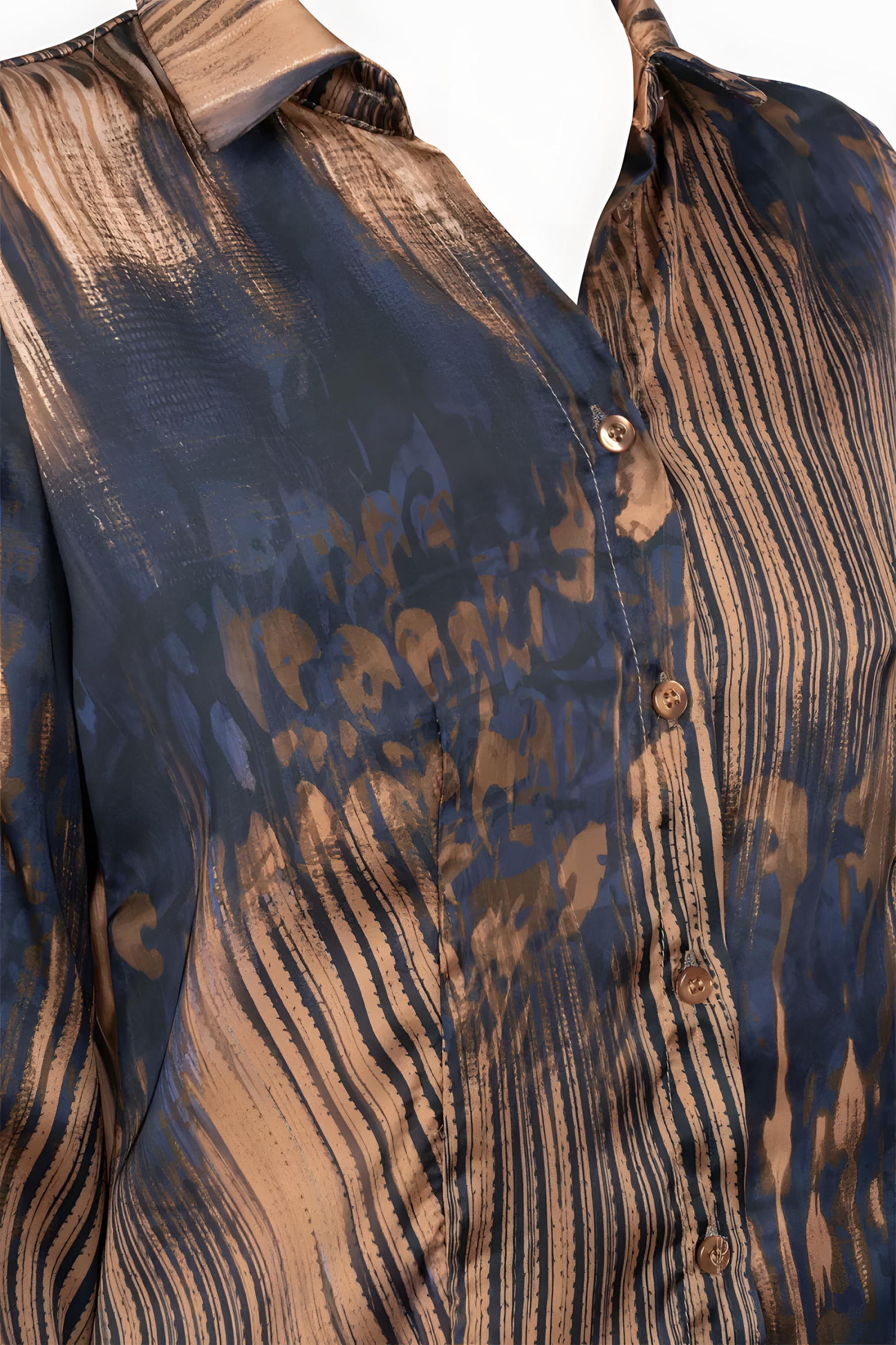 Siste’s Multicolor Pattern Shirt – Close-Up Pattern Detail