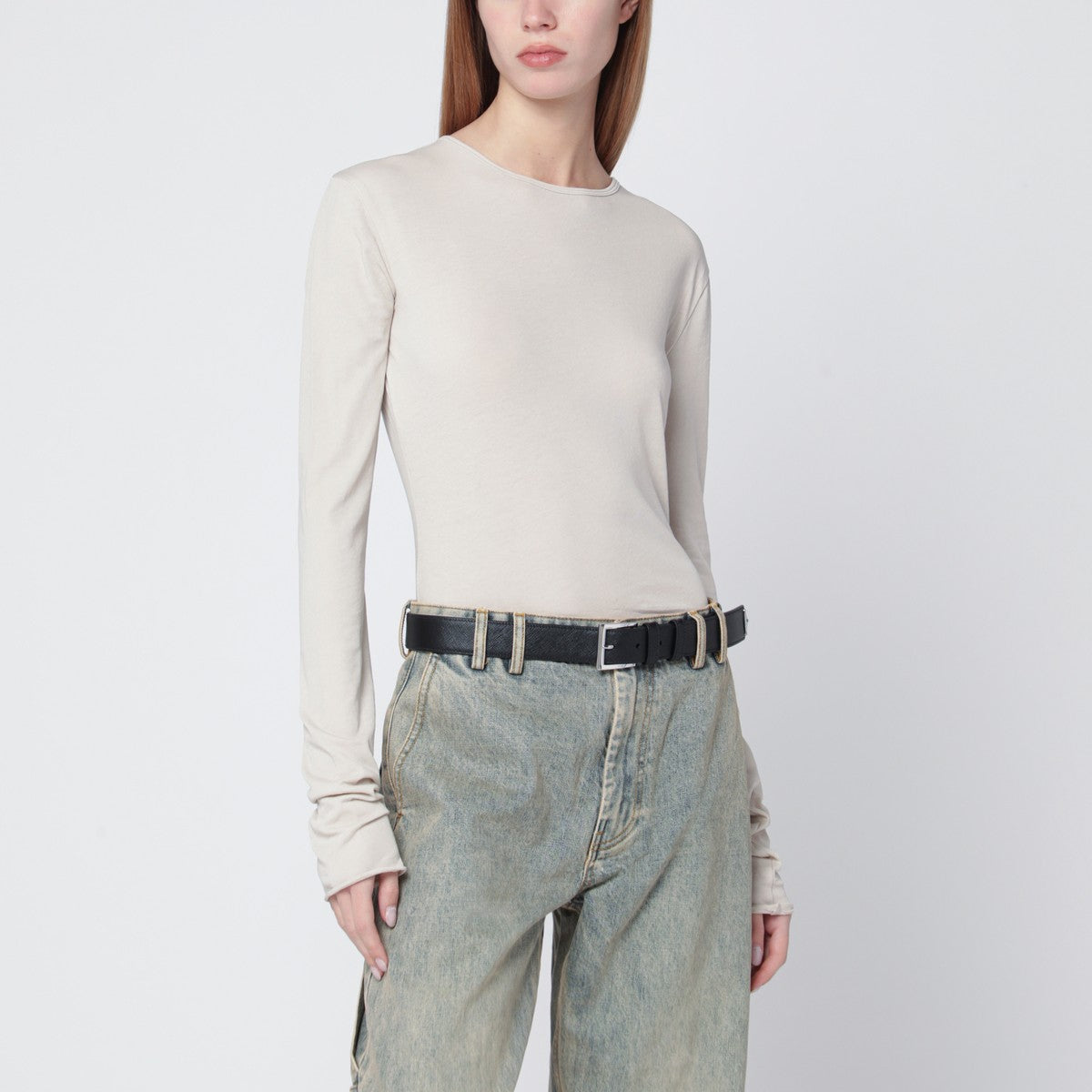 بلوزة بيضاء برقبة دائرية من مزيج القطن من إنتير ستوديوز